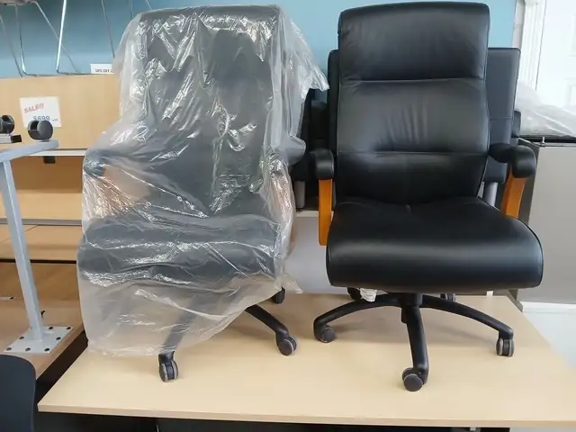 Keilhauer Danforth Black leather chairs $1100.00 each new condit