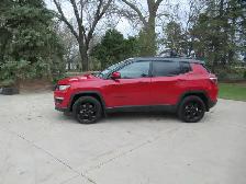 2018 Jeep Compass North 4X4 - Photo 2