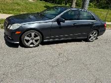 2011 Mercedes Benz e350 4Matic - Photo 2