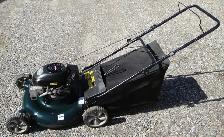 YARDMACHINES REAR BAG GAS LAWNMOWER