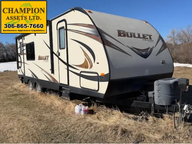 2015 Keystone Bullet 24' Bumper Hitch Travel Trailer
