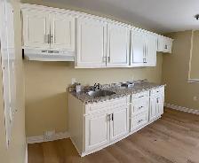 SYDNEY - TWO BEDROOM APARTMENT - Photo 3