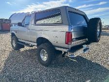 1994 Ford Bronco XLT - Photo 5