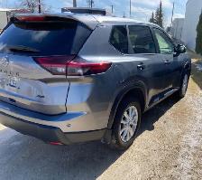 Nissan rogue a AWD low km - Photo 2