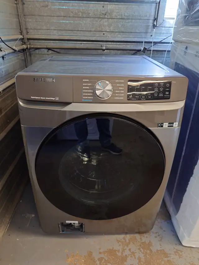 Samsung '27' Platinum Front Load Washer / Dryer Set on Sale‼️