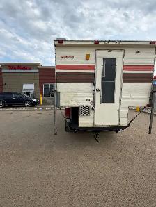 1981 roadway truck camper - Photo 3