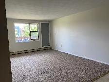1-Bedroom Apartment in Sackville View | Heat & Hot Water Include - Photo 2