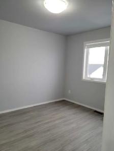 3 bedroom townhouse with garage for rent URGENT - Photo 10