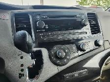 2012 Toyota Sienna AWD 7 PASSAGER GARANTIE 1 ANS - Photo 4