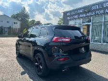 2016 Jeep Cherokee North • One Owner Accident Free - Photo 7