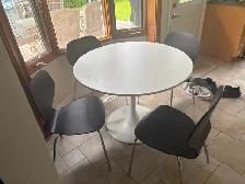 kitchen table and chairs