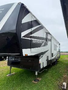 2022 Jayco Seismic Toy Hauler Fifth Wheel - Photo 2