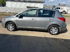 2012  NISSAN VERSA SL - Photo 2