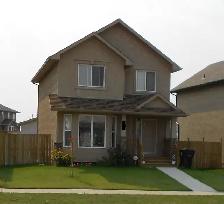 3 Bedroom Stonebridge, Saskatoon House nearby Schools for Rent