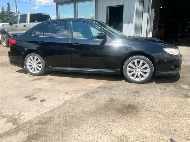 2011 Subaru impreza ~ manual, low kms, Private Sale & Safetied