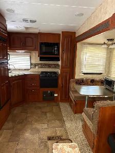 2011 Cougar Fifth Wheel on Site 48 at Sunset Oaks campground - Photo 5