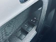 2014 Toyota Corolla 4dr Sdn LE - Photo 15