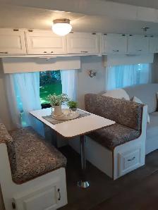 2007 Crossroads Cruiser Fifth Wheel with Full  Seasonal Camping - Photo 6