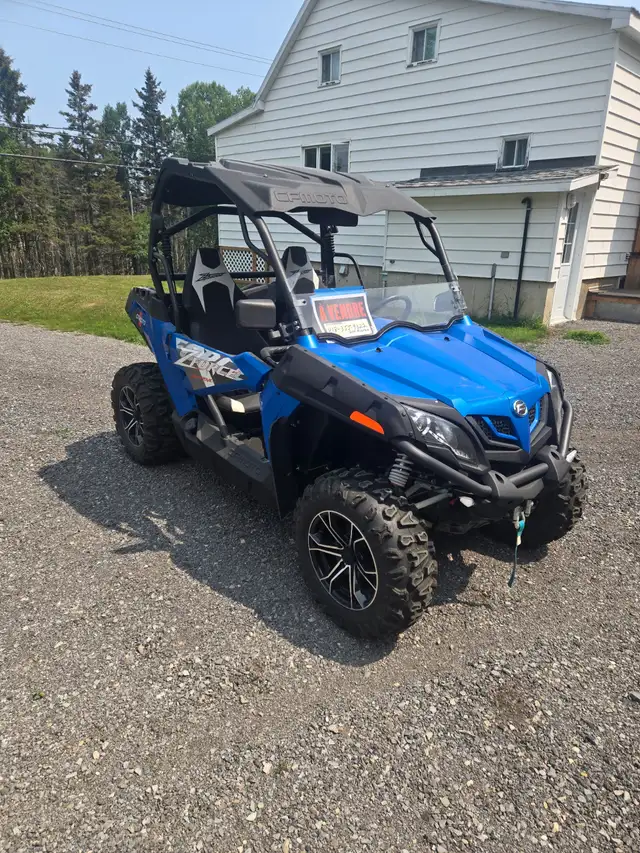 2022 CFMOTO ZForce 800 Trail Side x Side - Like New Very Low KMs