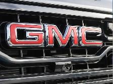 2026 GMC Sierra 1500 AT4 - Photo 9