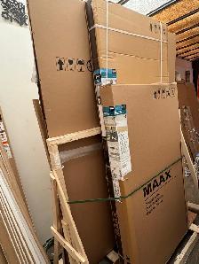 MAAX Utile 60" Walk-In Shower Kit, Black Glass Door – BOXED NEW - Photo 2