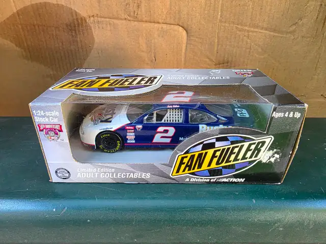 #2 Rusty Wallace Adult Collectable Racing Car 1:24 Scale Limited