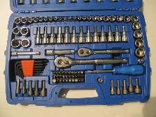 Mastercraft 128-Piece Mechanics Tool Set Slightly Used Like New - Photo 7