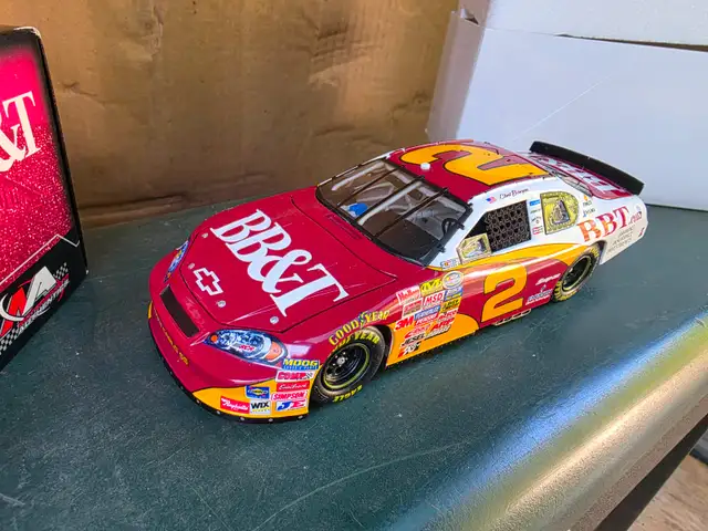 2007 Clint Bowyer #2 BB&T Chevy Monte Carlo Limited Edition #07