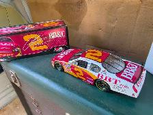 2007 Clint Bowyer #2 BB&T Chevy Monte Carlo Limited Edition #07 - Photo 3