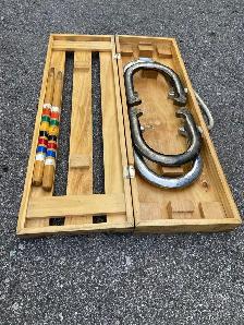Horseshoe Toss Game