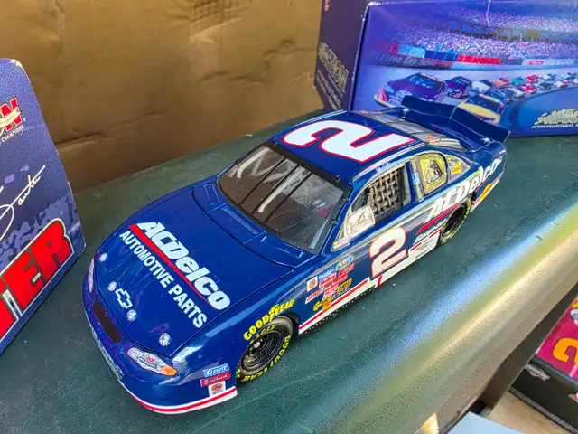 JOHNNY SAUTER #2 AC DELCO 2002 Monte Carlo 1:24 ACTION Collectab