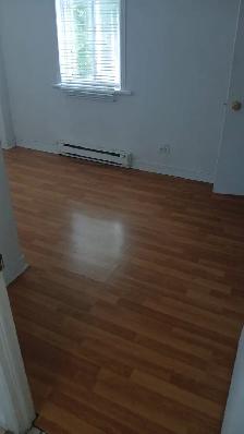 Apartment room available to rent