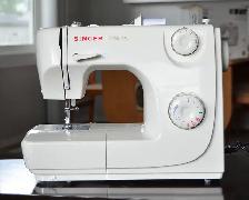 Singer Prelude 8280 Sewing Machine - Photo 2