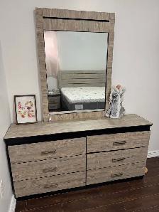 King Bed Set with Storage and Alora Mattress - Photo 2