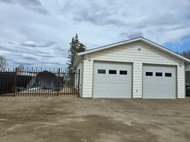 WORKSHOP / SMALL BUSINESS STORAGE SPACE FOR RENT