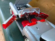 Braccio & Götz 1/18 Chevrolet Corvette 1957 Delphin Motiv Hand - Photo 6