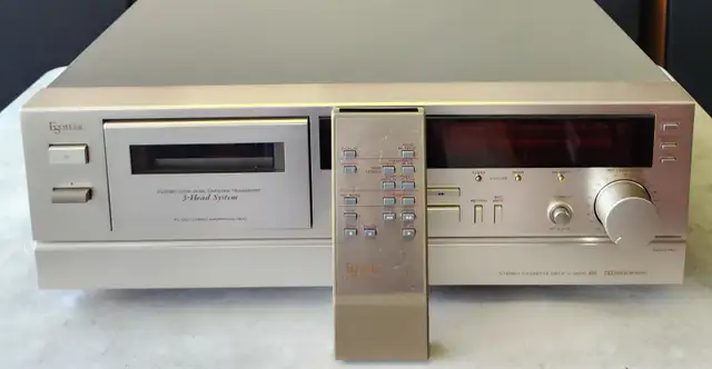 TEAC ESOTERIC V9000 THREE HEAD  STEREO CASSETTE DECK WITH REMOTE