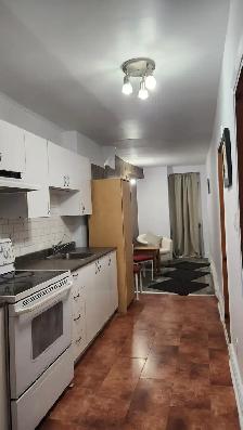 Chambre meublee bain prive-$720-Berri-Uqam-Room w private bath - Photo 7