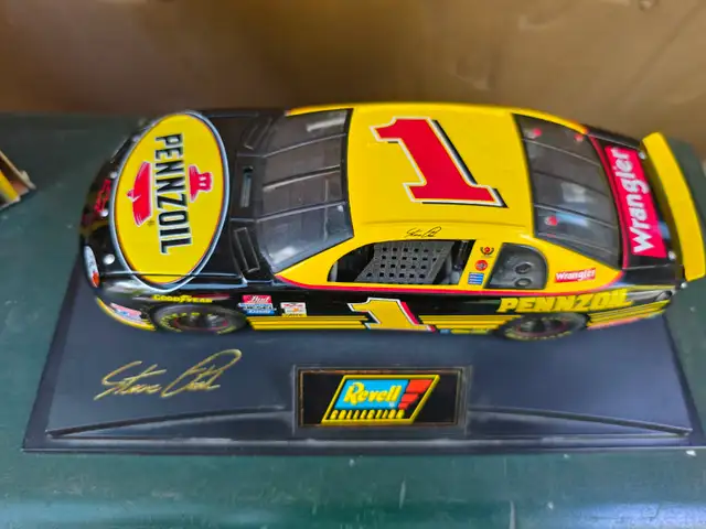1998 1/24 #1 Steve Park Pennzoil Revell Collection Monte Carlo