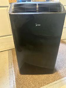 Midea Portable Air Conditioner 14,000 BTU - Photo 2