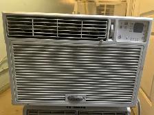 Whirlpool ACQ128GPW Air Conditioner 12,000 BTU