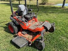 2020 Kubota ZD1211 zero turn mower 72" hydraulic commercial