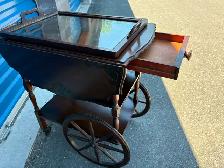 Beautiful Tea Cart - Photo 5
