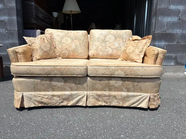 Love Seat