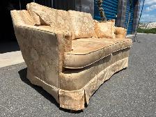 Love Seat - Photo 4