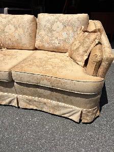 Love Seat - Photo 6