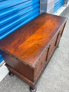 Beautiful Large Trunk - Photo 4