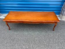 French Provincial Coffee Table - Photo 2