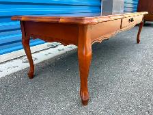 French Provincial Coffee Table - Photo 4