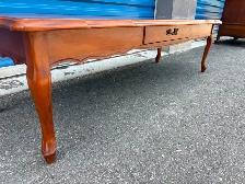 French Provincial Coffee Table - Photo 5
